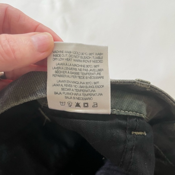 Sundry Shorts - Picture 7 of 8